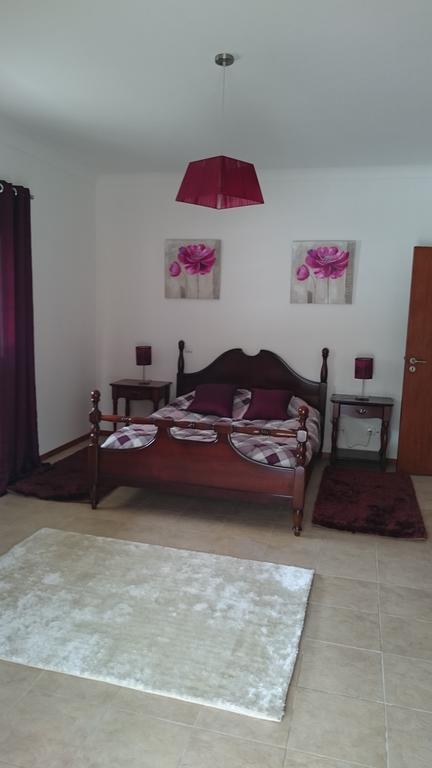 Casa Das Oliveiras Alvados Quarto foto
