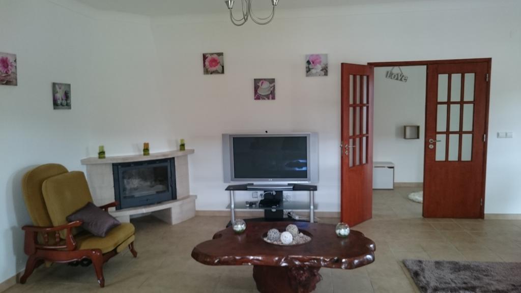 Casa Das Oliveiras Alvados Quarto foto